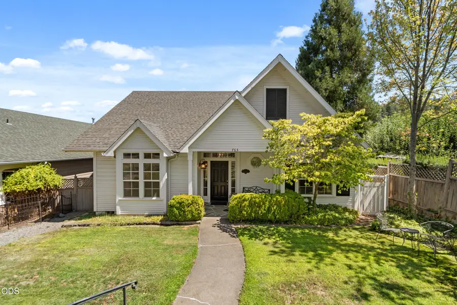 765 Laurel Lane, Jacksonville, OR 97530 - #2
