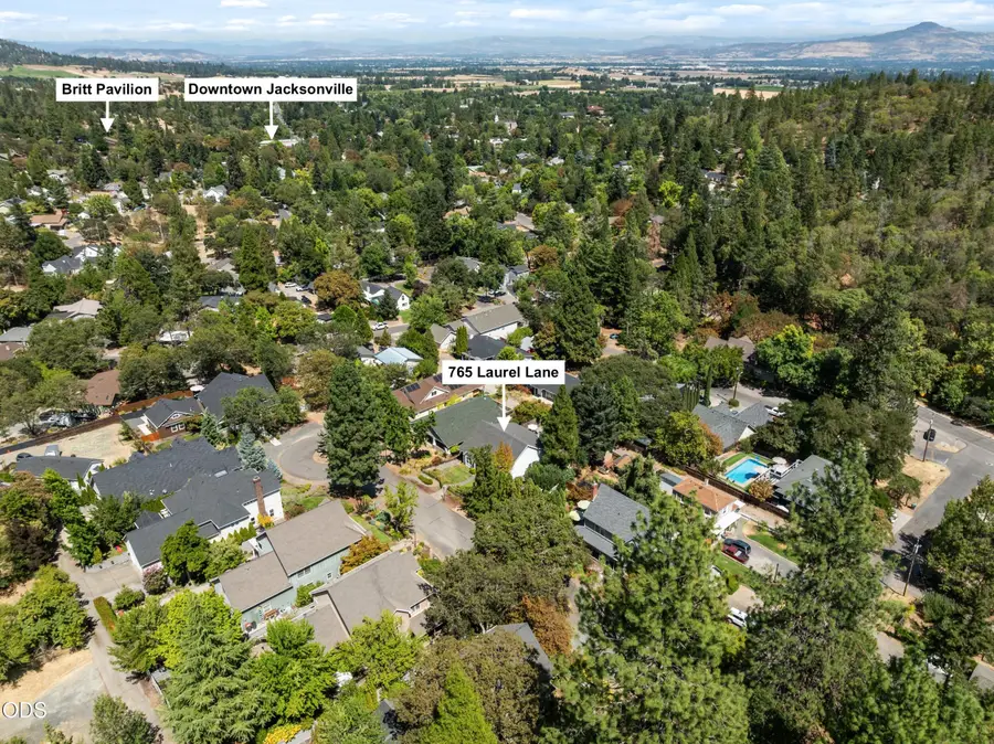 765 Laurel Lane, Jacksonville, OR 97530 - #3