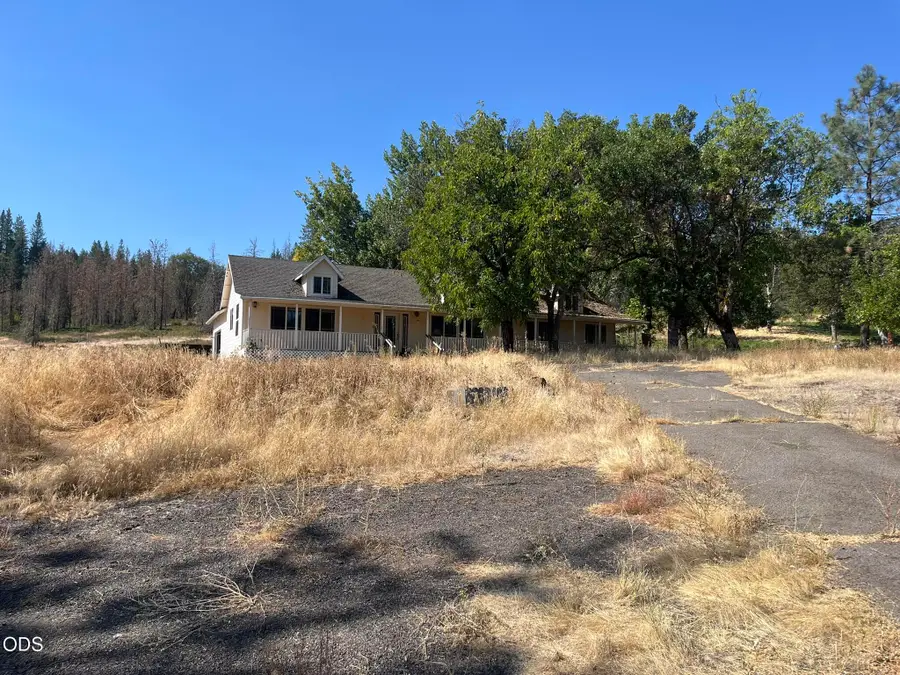 8720 Butte Falls Highway, Eagle Point, OR 97524 - #3