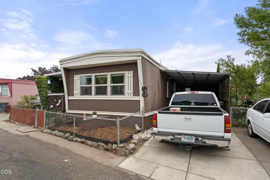 3777 Falcon Street #SPC 10, White City, OR 97503 - #3