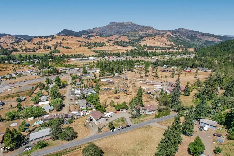 216 Terrace Drive, Glide, OR 97443 - #2