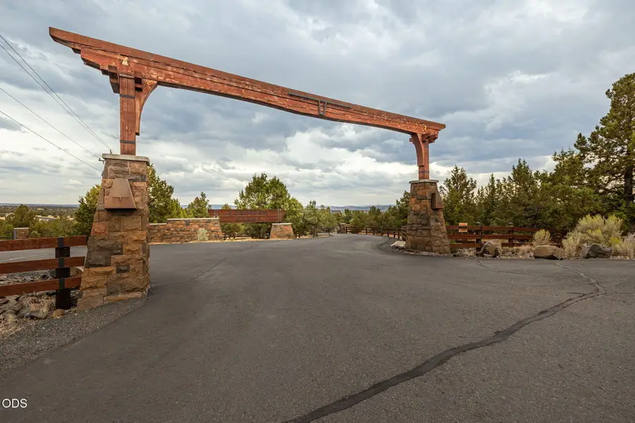 9323 SE Odessa Road, Prineville, OR 97754 - #2