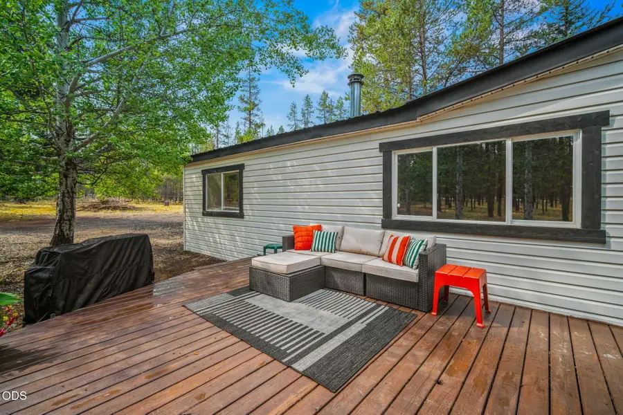 54761 Pinewood Avenue, Bend, OR 97707 - #2