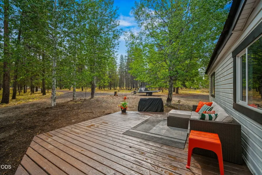 54761 Pinewood Avenue, Bend, OR 97707 - #3