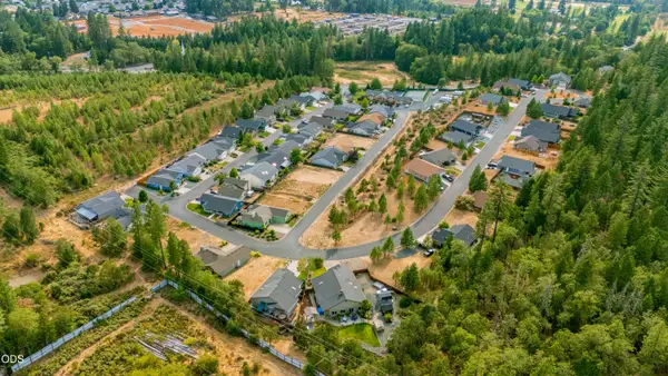 237 Red Cedar Lane, Cave Junction, OR 97523