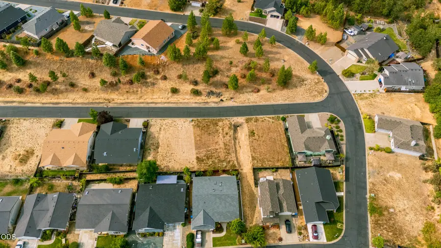 237 Red Cedar Lane, Cave Junction, OR 97523 - #2