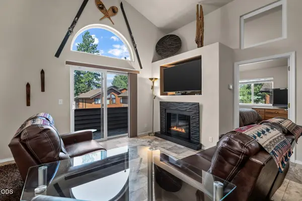 56860 Enterprise Drive # H1, Sunriver, OR 97707