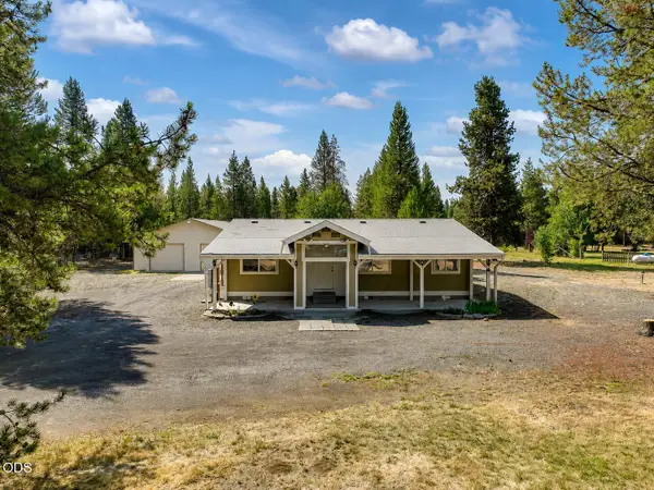 17045 West Drive, La Pine, OR 97739