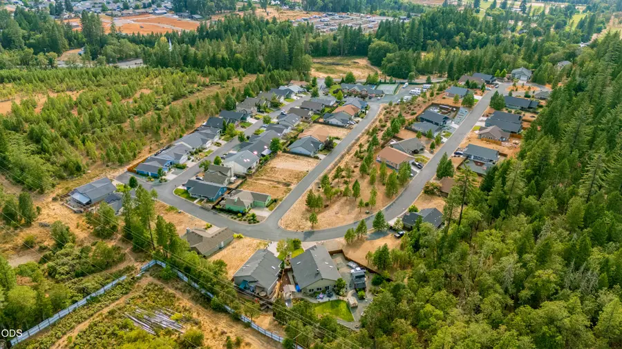 241 Red Cedar Lane, Cave Junction, OR 97523 - #2