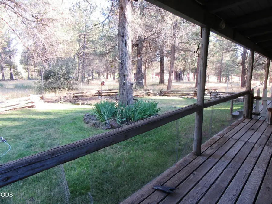 541 Mathews Road, Dorris, CA 96023 - #2