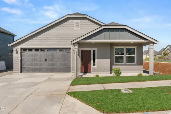 3687 Luchu Street #110, Medford, OR 97504