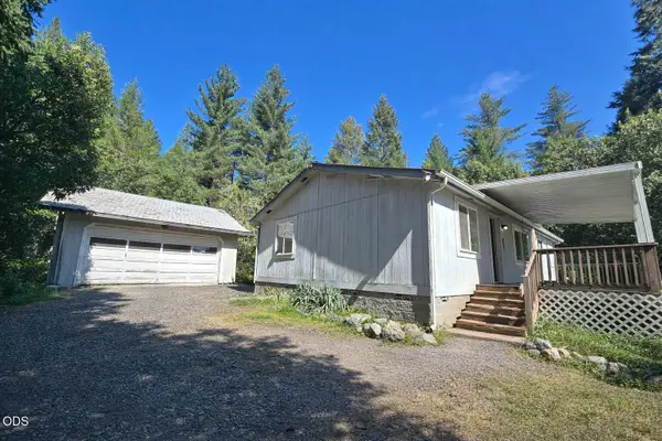 275 Sallsten Road, Grants Pass, OR 97527