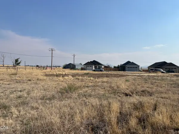SW 6th Street, Metolius, OR 97741
