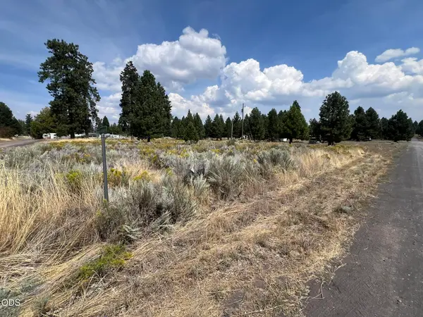 0 Shoreview Drive #15 16, Chiloquin, OR 97624