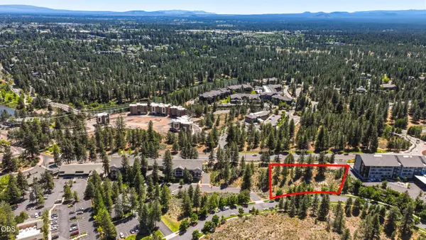 1030 SW Yates Drive, Bend, OR 97702
