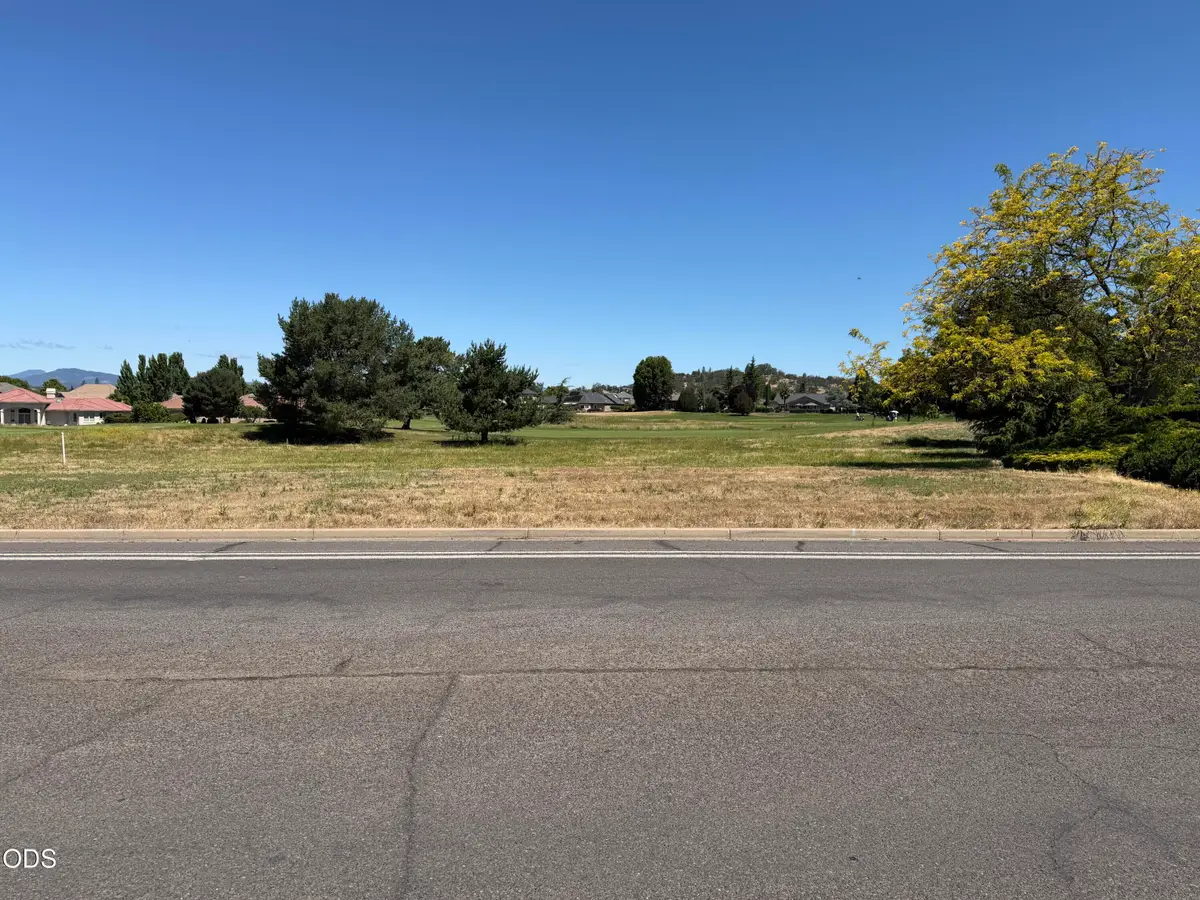 Robert Trent Jones Boulevard #1, Eagle Point, OR 97524 - #1