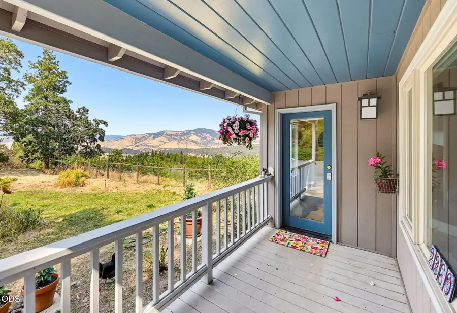 2260 Old Highway 99 S, Ashland, OR 97520 - #3