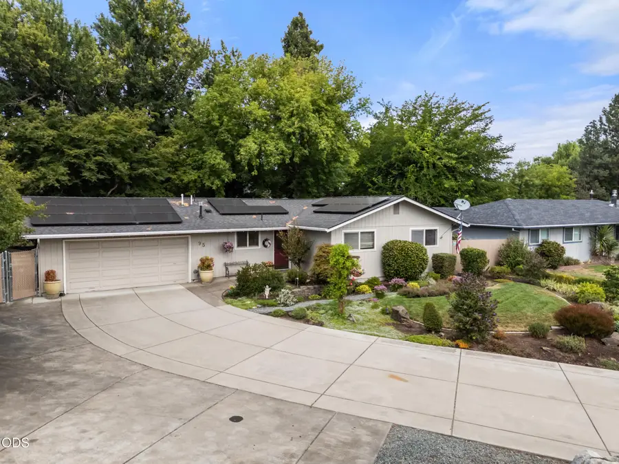 95 Donna Way, Central Point, OR 97502 - #3