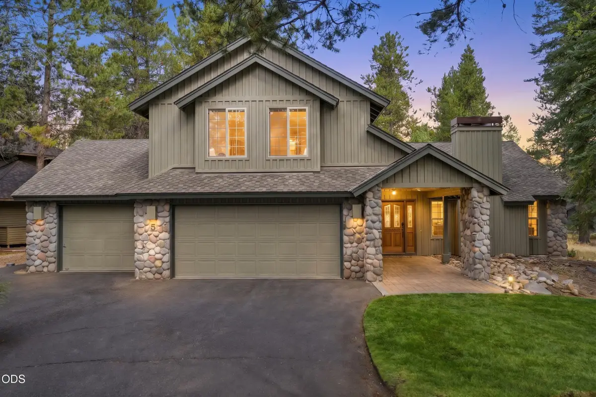 17900 Red Cedar Lane #5, Sunriver, OR 97707 - #1