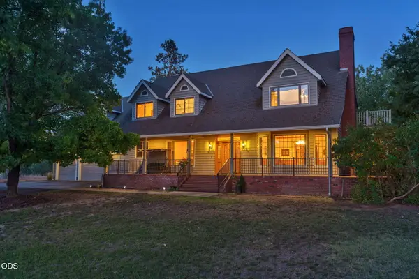 575 Pavillian Drive, Grants Pass, OR 97526