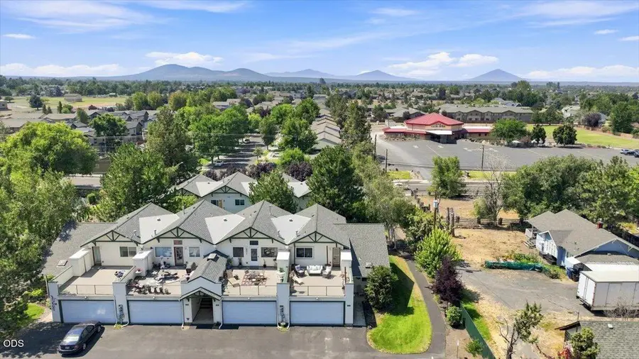 438 NW 19th #UNIT 5, Redmond, OR 97756 - #2
