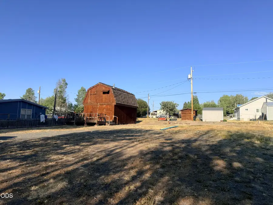 204 C, Seneca, OR 97873 - #3
