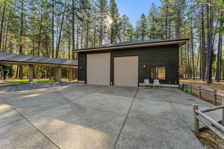 200 Brookstone Hills Drive, Grants Pass, OR 97526 - #3
