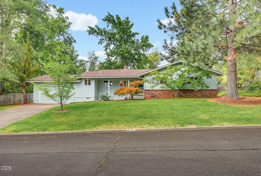 2354 Green Meadows Way, Ashland, OR 97520 - #3