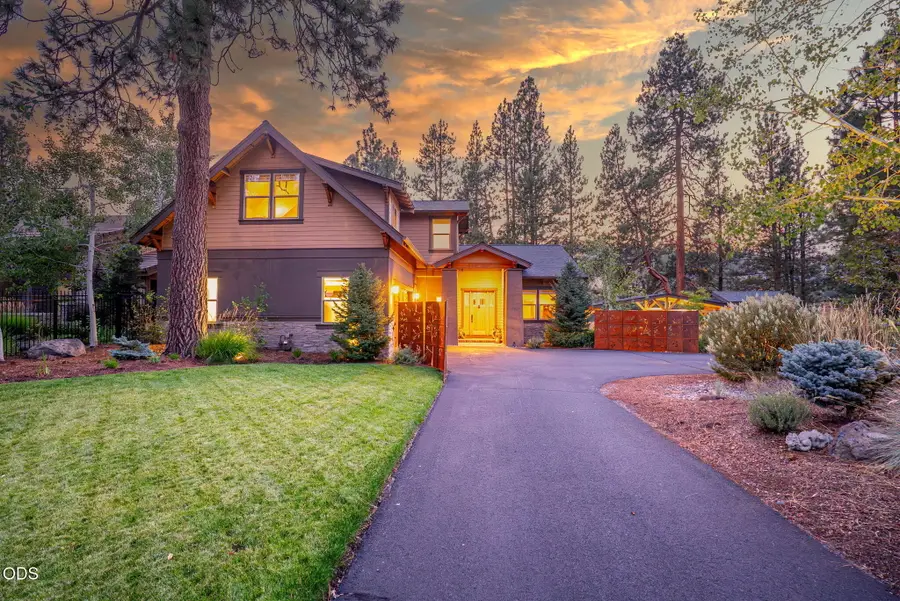 1975 NW Harriman Street, Bend, OR 97703 - #2