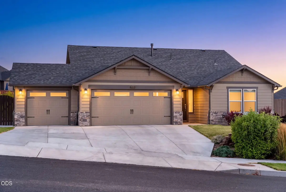 2555 SW 43rd Place, Redmond, OR 97756 - #1