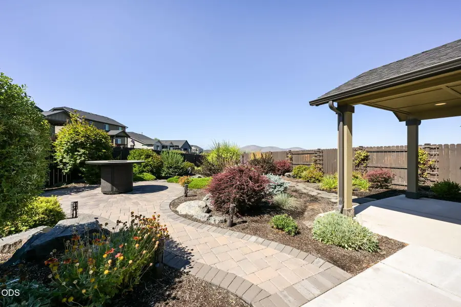 2555 SW 43rd Place, Redmond, OR 97756 - #3