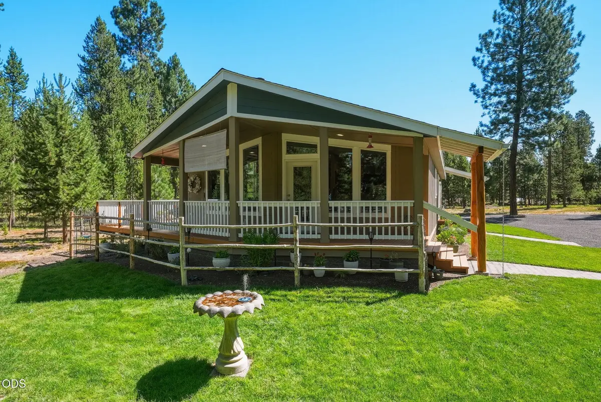 51646 Pine Loop Drive, La Pine, OR 97739 - #1
