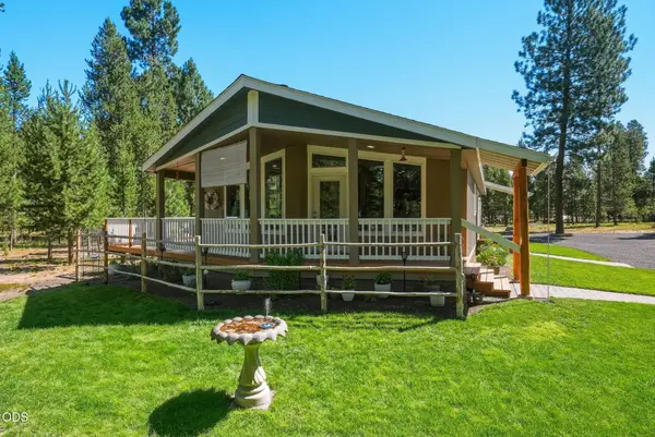 51646 Pine Loop Drive, La Pine, OR 97739