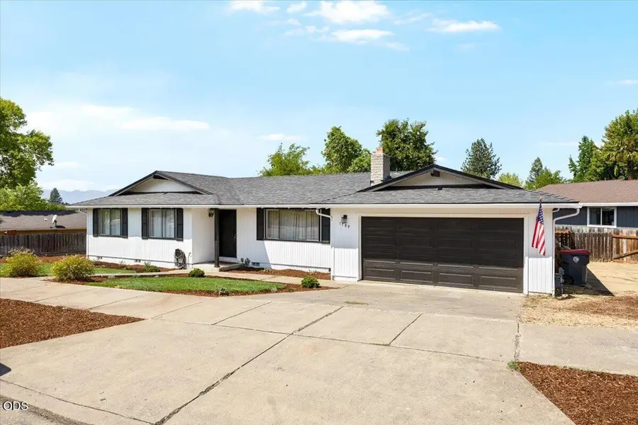 1789 Inverness Drive, Medford, OR 97504 - #2