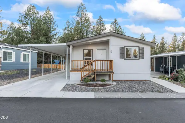 61000 Brosterhous Road #UNIT 26, Bend, OR 97702