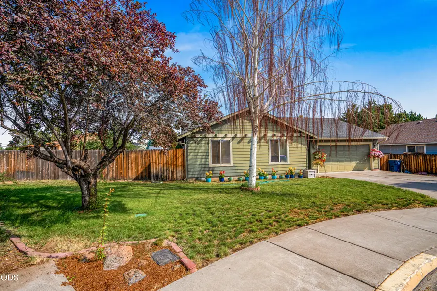 2227 SW Newberry Court, Redmond, OR 97756 - #2