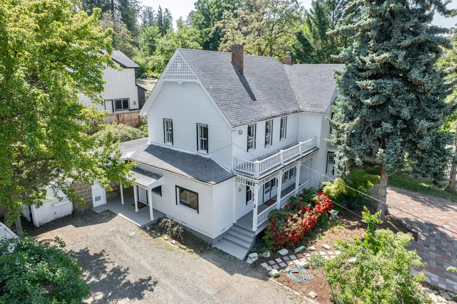 540 E California Street, Jacksonville, OR 97530 - #3