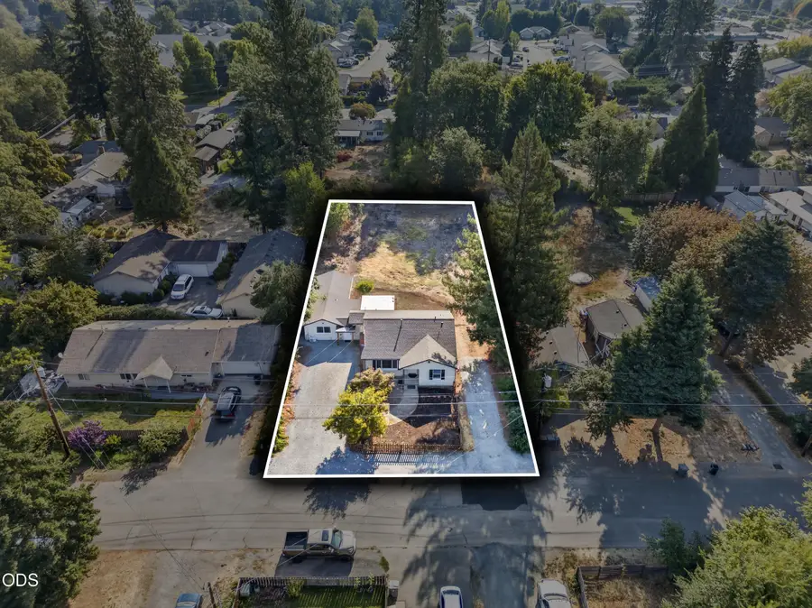 1409 Florence Lane, Grants Pass, OR 97527 - #2