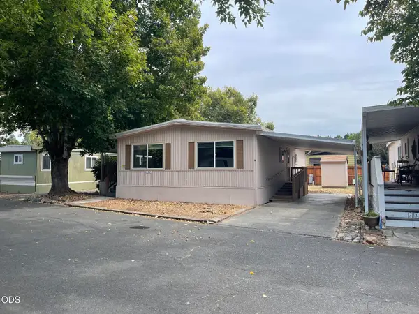 332 Beechwood Drive, Grants Pass, OR 97526