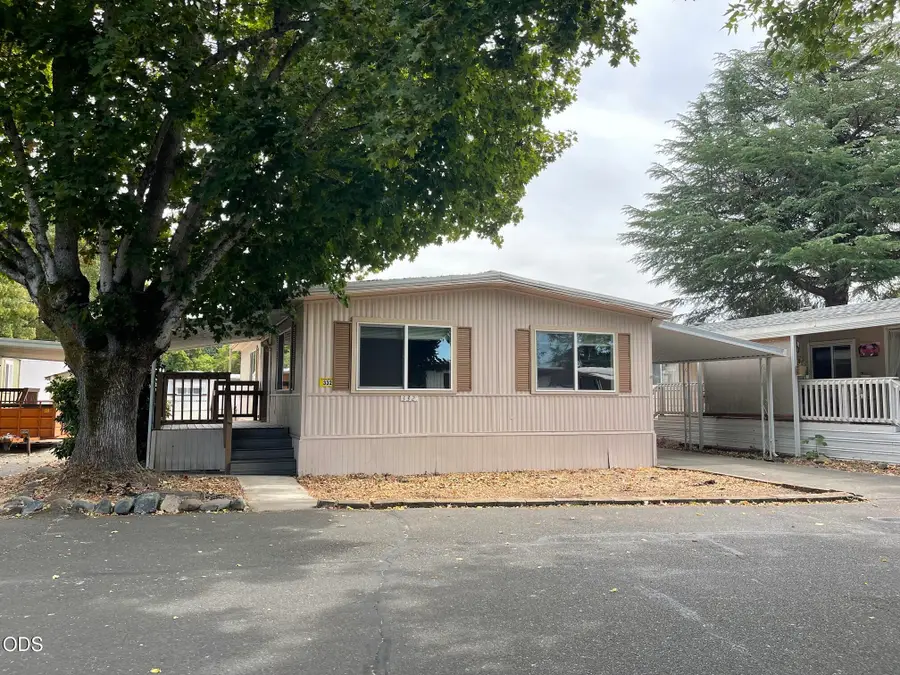 332 Beechwood Drive, Grants Pass, OR 97526 - #2