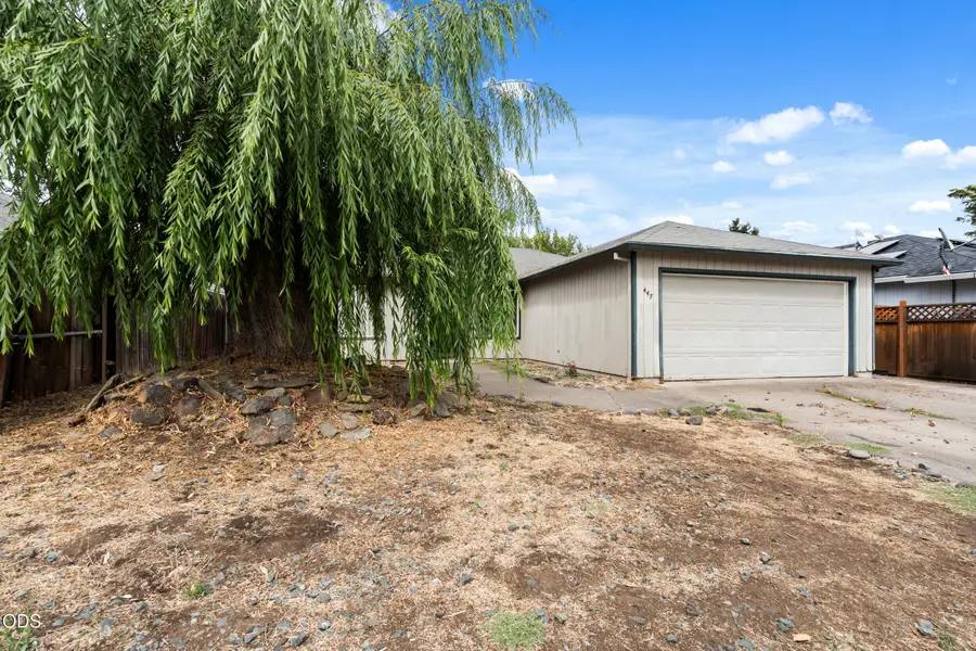 447 Mace Road, Medford, OR 97501 - #2