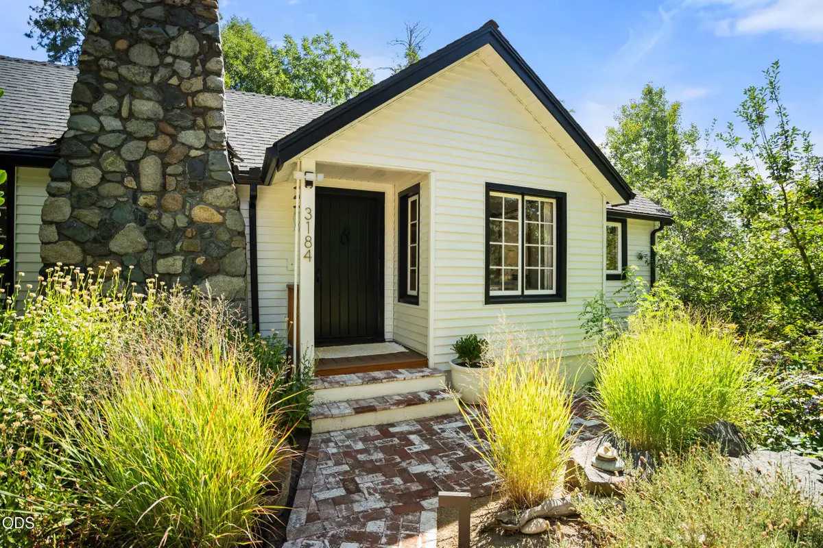 3184 Old Stage Road, Central Point, OR 97502 - #1