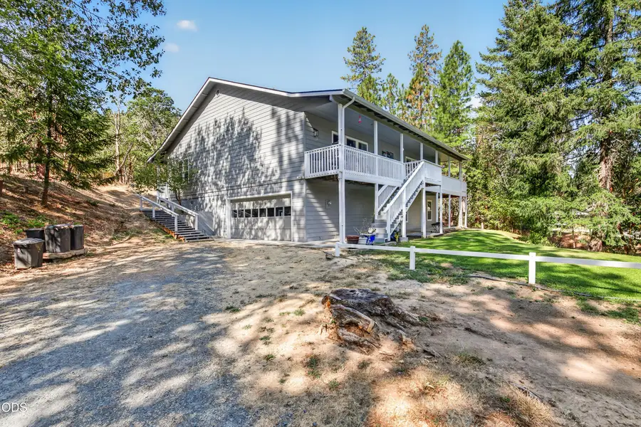 6477 Donaldson Road, Grants Pass, OR 97526 - #2