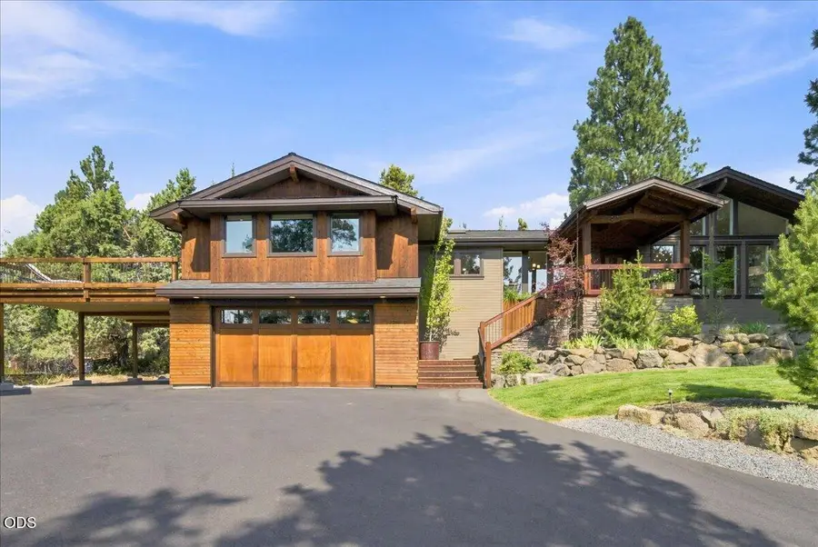 2261 NW 7th Street #1 & 2, Bend, OR 97703 - #2