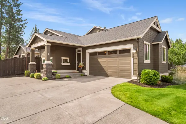 60415 Hedgewood Lane, Bend, OR 97702