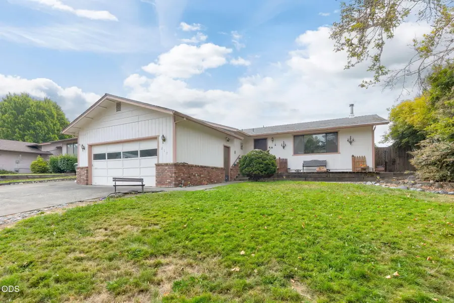 217 Southridge Way, Grants Pass, OR 97527 - #2