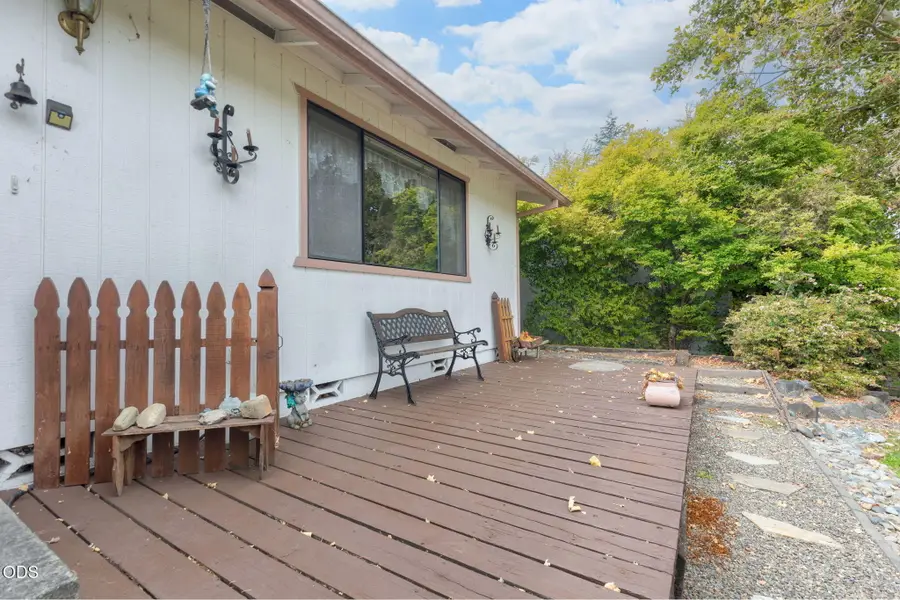 217 Southridge Way, Grants Pass, OR 97527 - #3