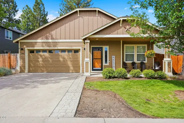 1610 W Carson Avenue, Sisters, OR 97759