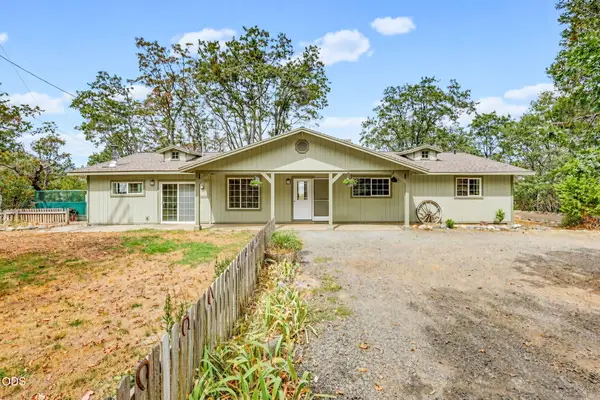 2590 Siskiyou Highway, Ashland, OR 97520