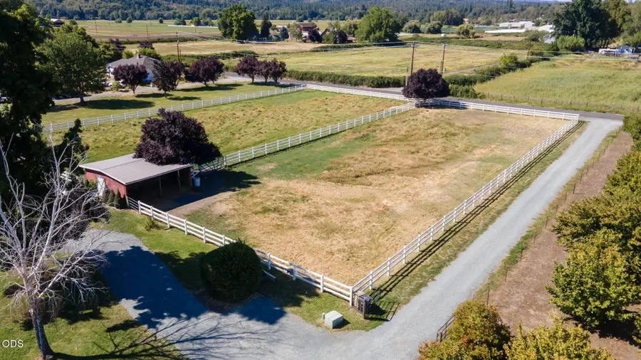 4867 Lower River Road, Grants Pass, OR 97526 - #2